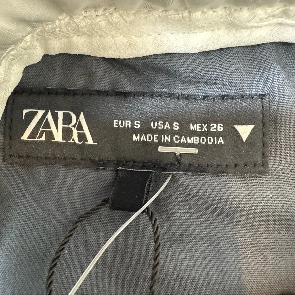 Zara Midi skirt Mid-rise and elastic waistband pencil high split skirt size sm